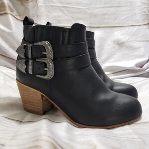 Luoika Black Vegan Leather Western Ankle Boots Womens Size 6 Silver Buckle 2.5"